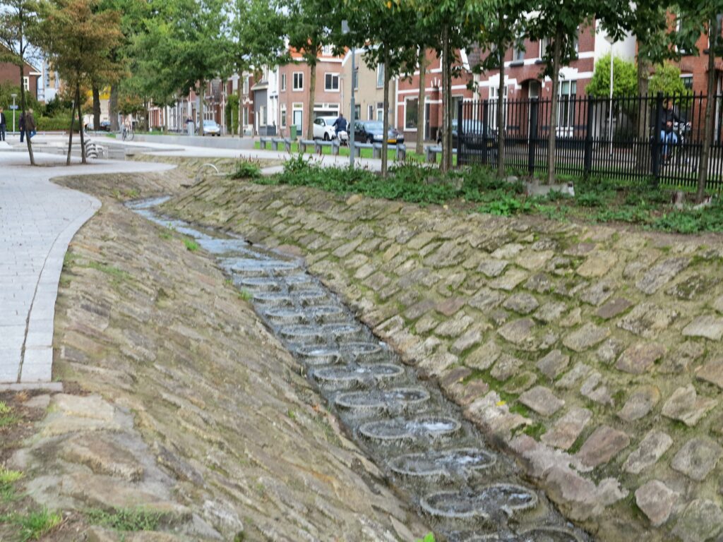 water in de stad